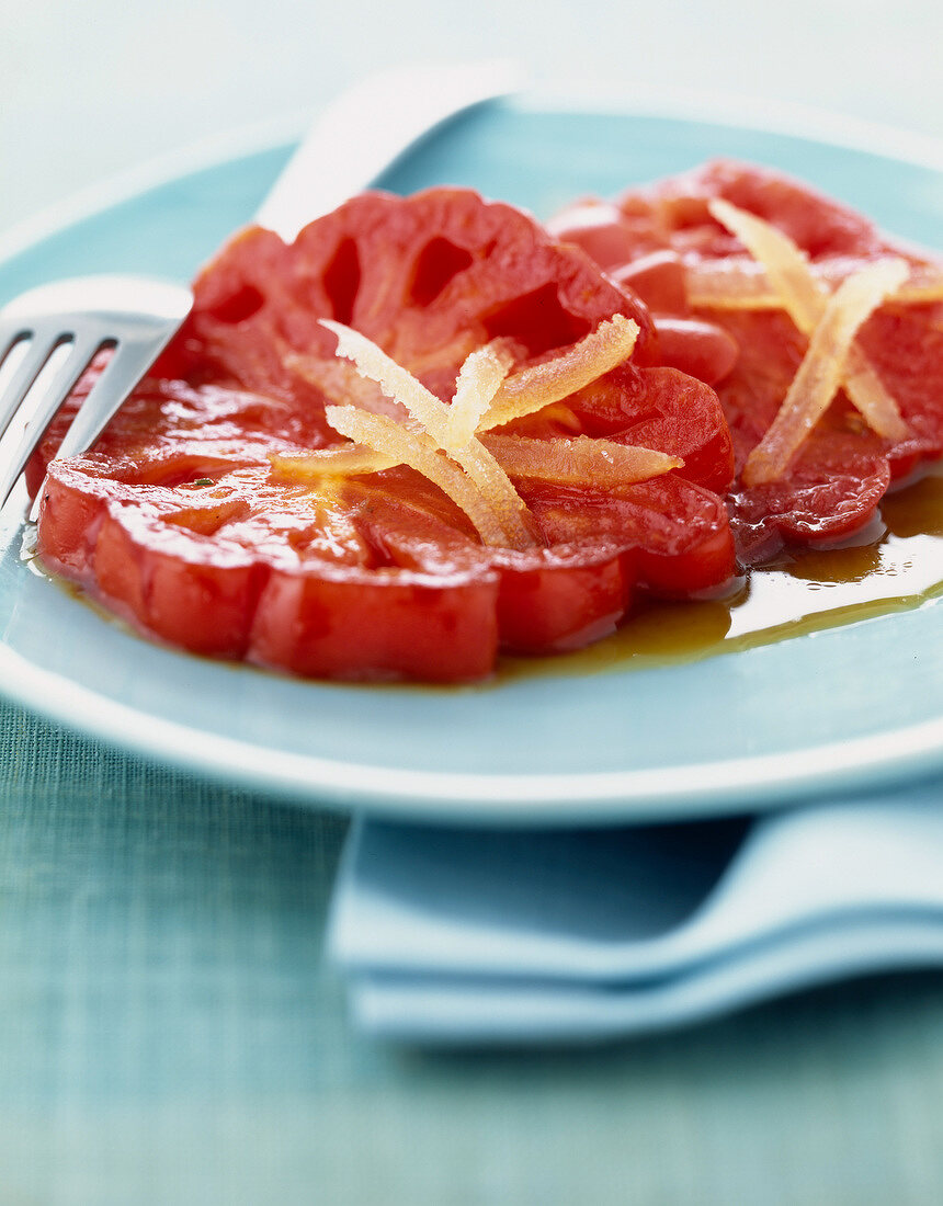Grilled tomato with ginger and honey