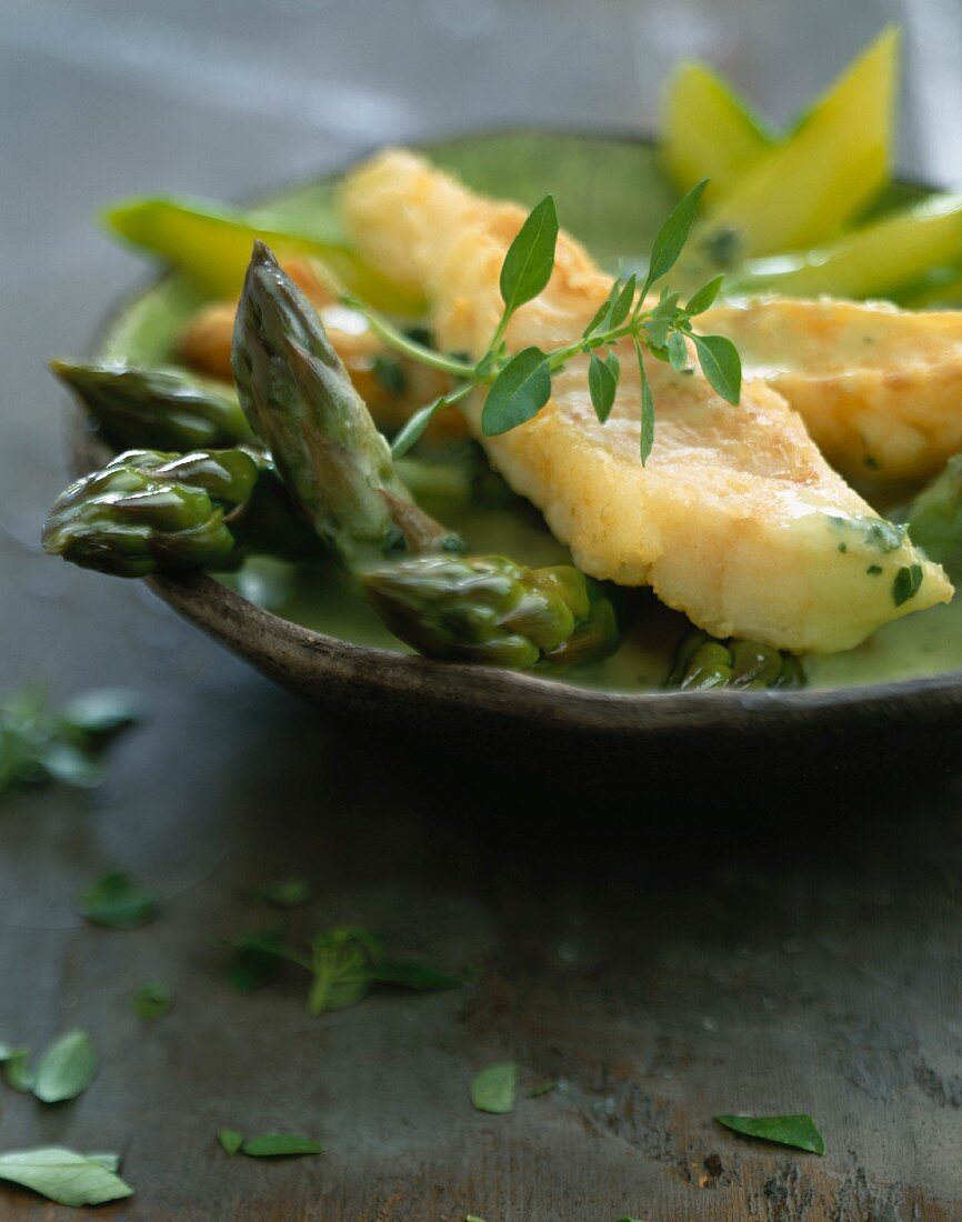 Grenadier with asparagus