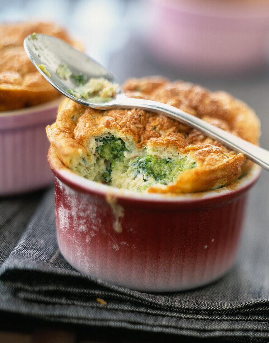 Broccoli and goat's cheese soufflé