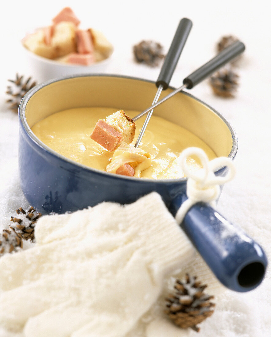 Käsefondue mit Schinken