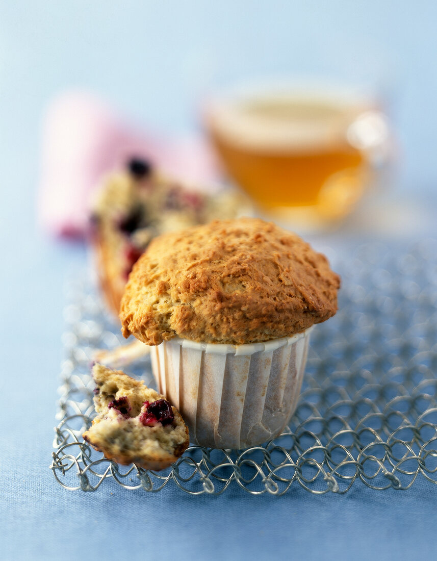 blueberry and oat muffins