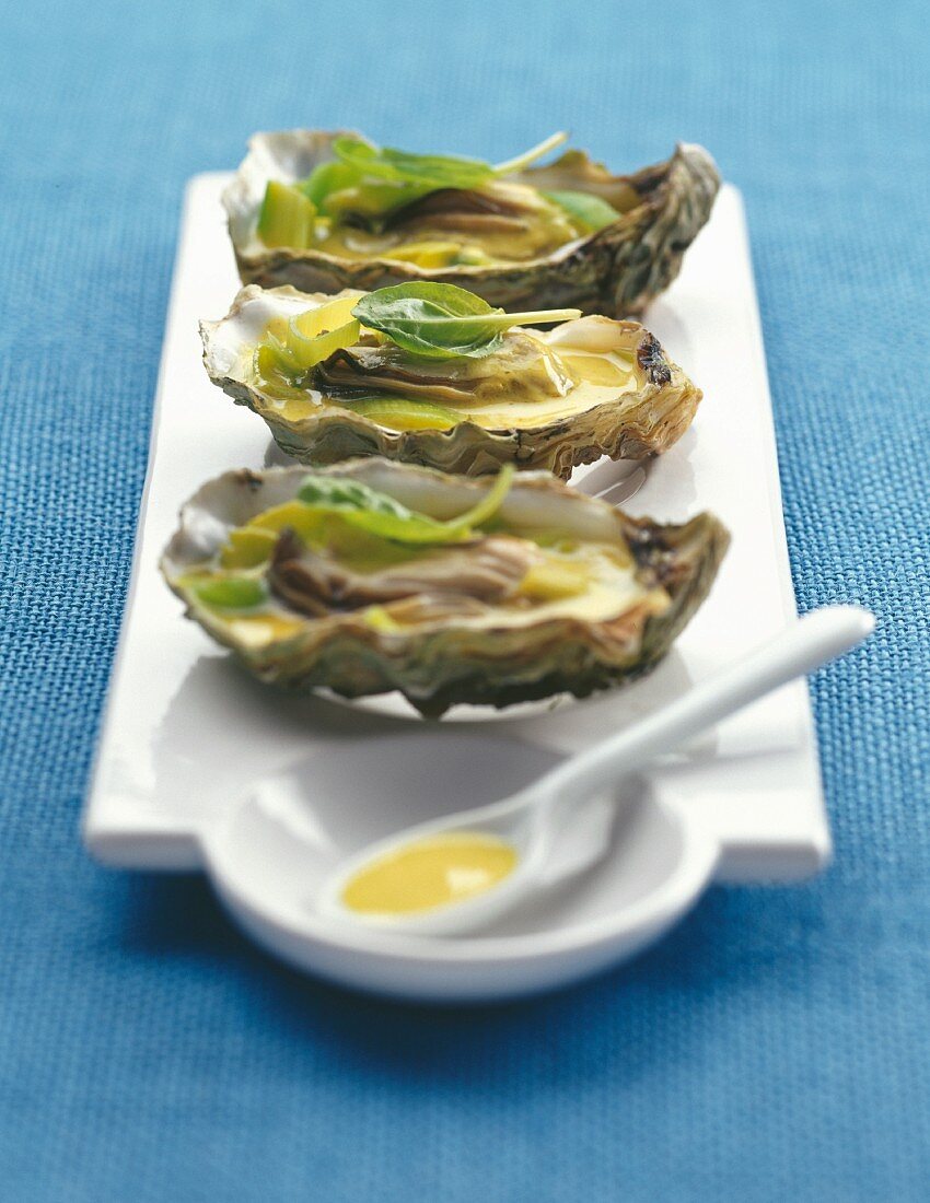 Oysters with leeks