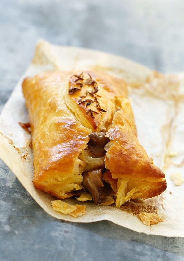 Oyster mushrooms in flaky pastry