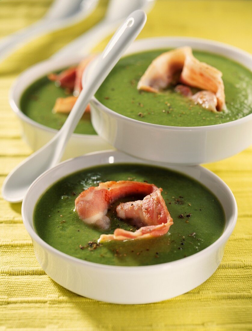 creamed pea soup with bacon