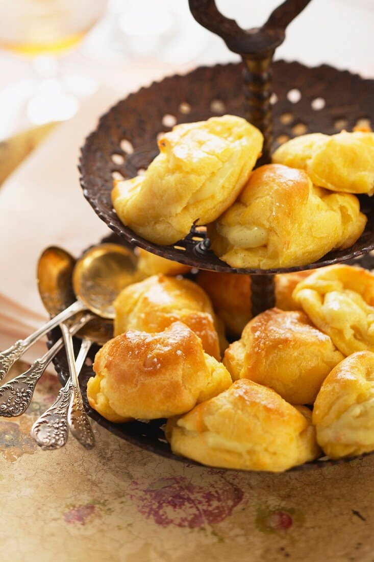 Cream puffs