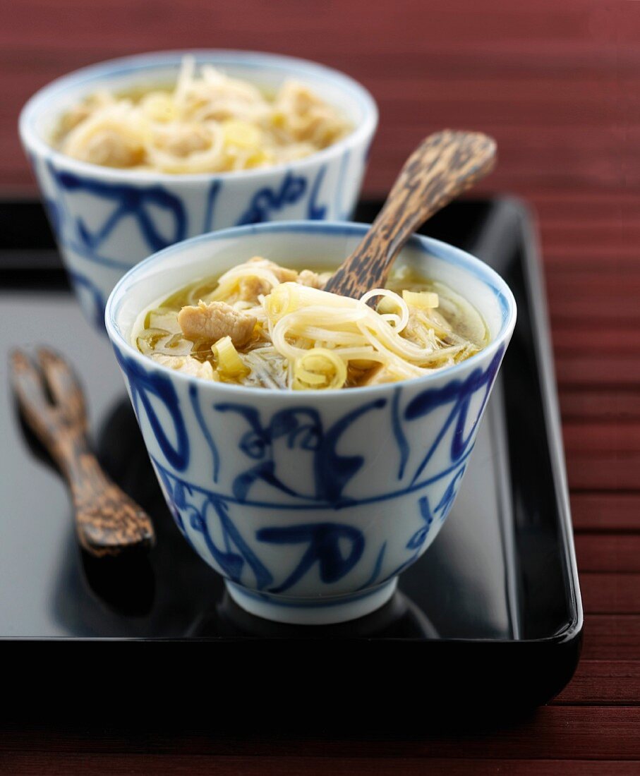 Chicken vermicelli soup with lemongrass