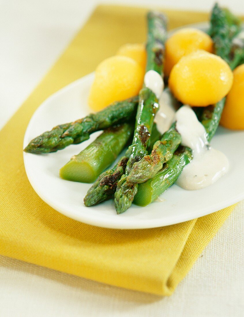 grilled asparagus and mangoes