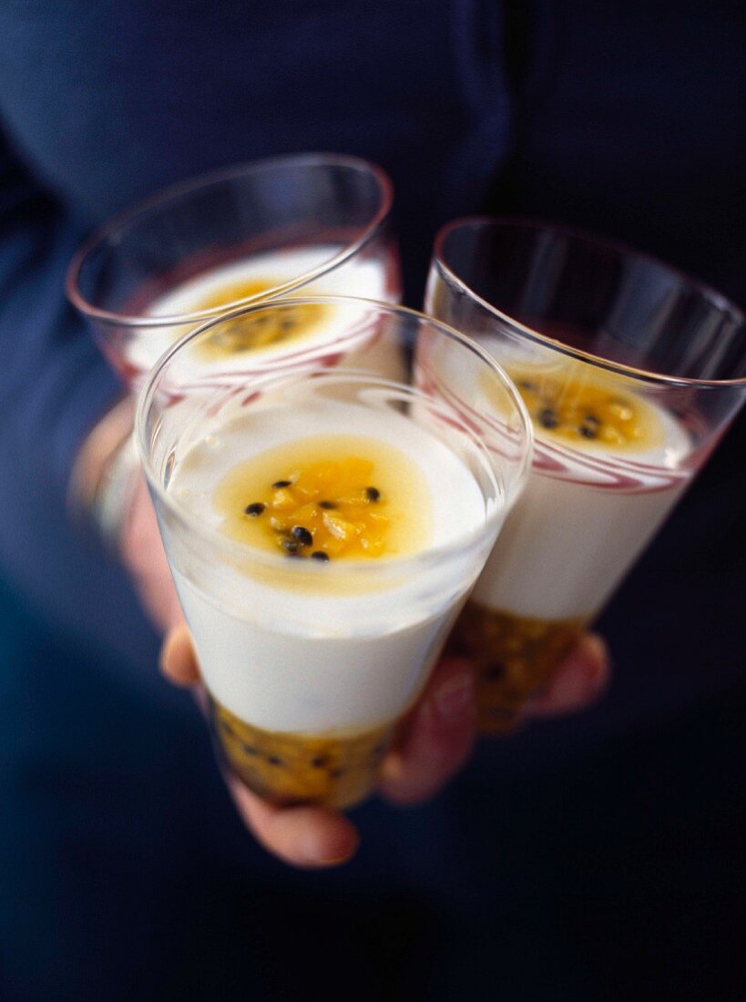 Yoghurt jelly with passionfruit
