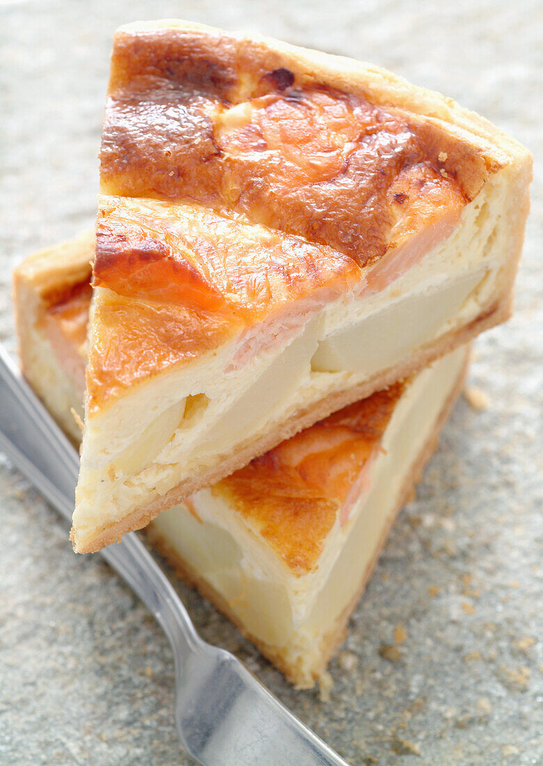 Salmon and potato quiche