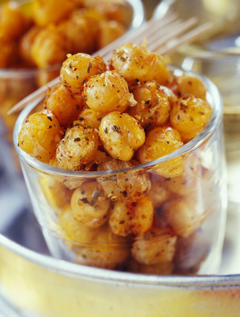 deep fried spicy chickpeas