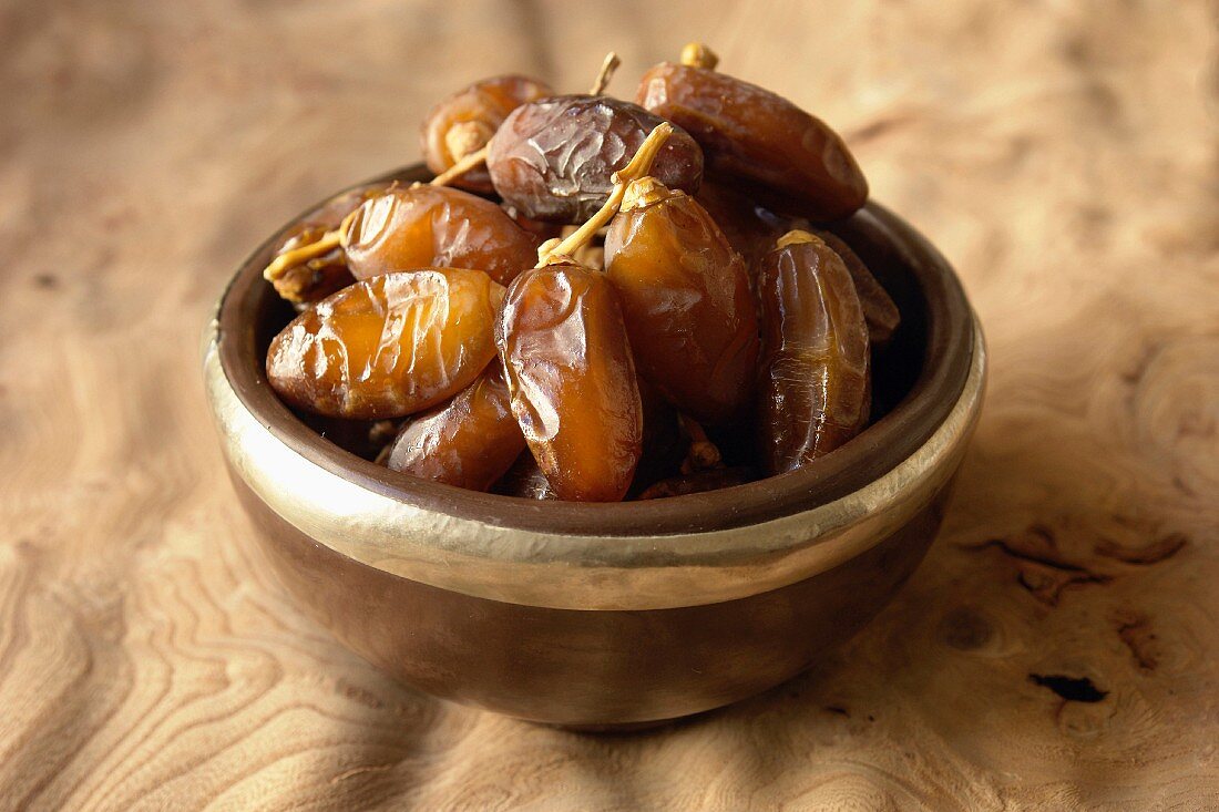 Bowl of dates