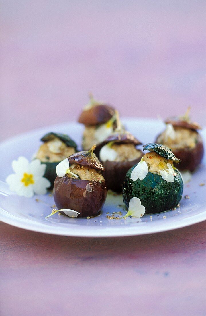 Stuffed vegetables with primroses