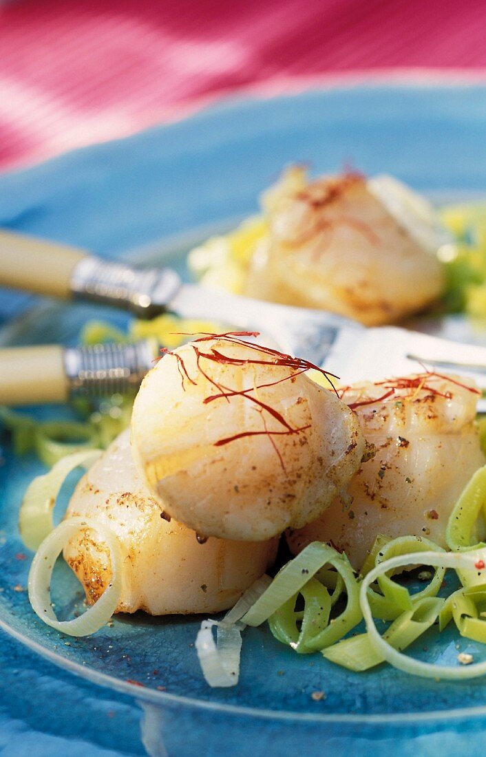 Scallops with saffron