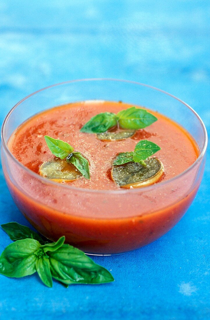 Gazpacho mit Napfschnecken