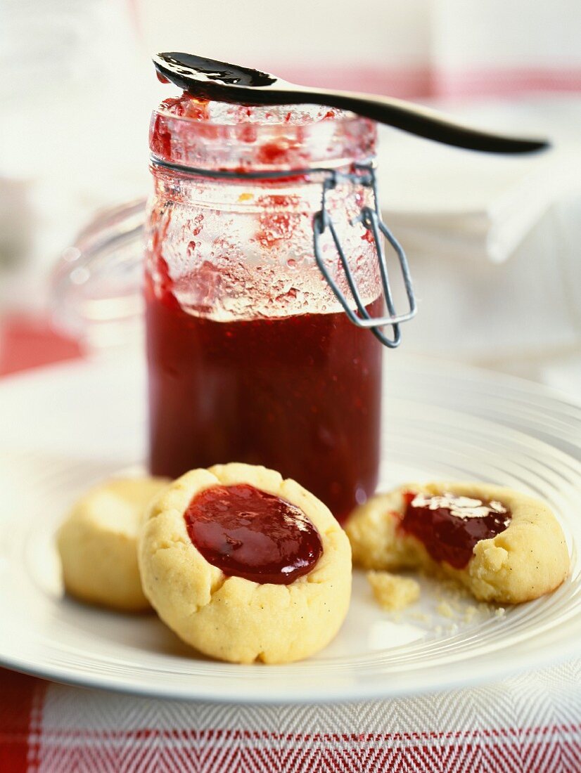 Butter biscuits with strawberry jam