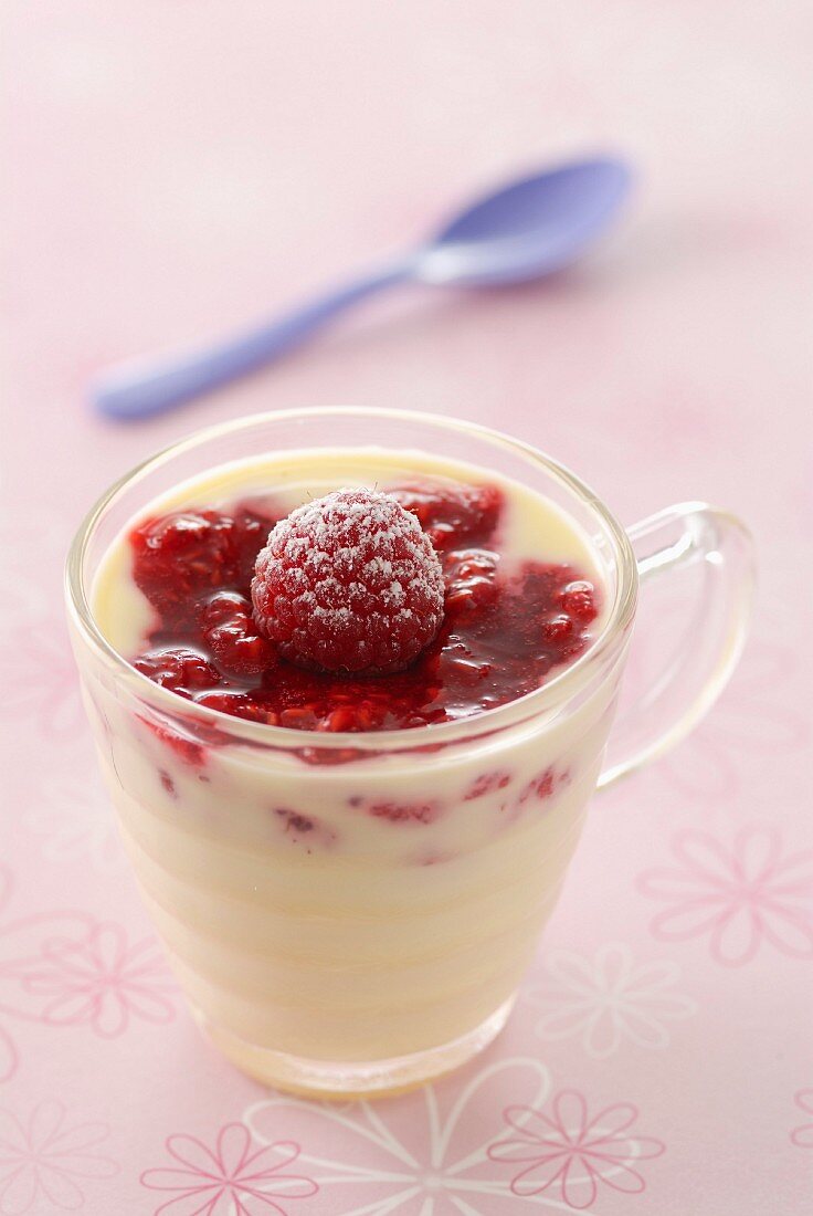 White chocolate mousse with raspberries