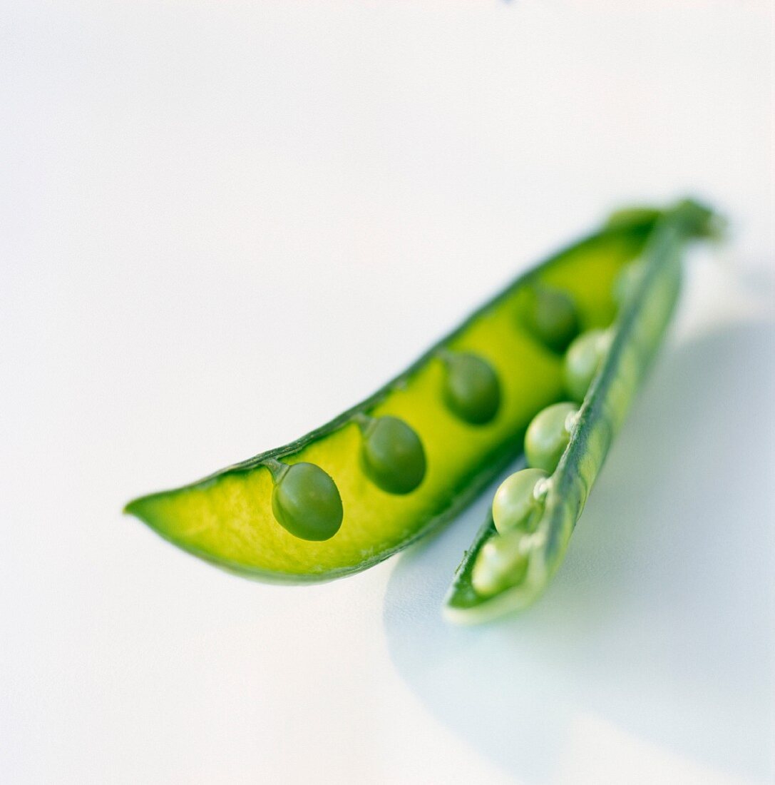 Peas with pod