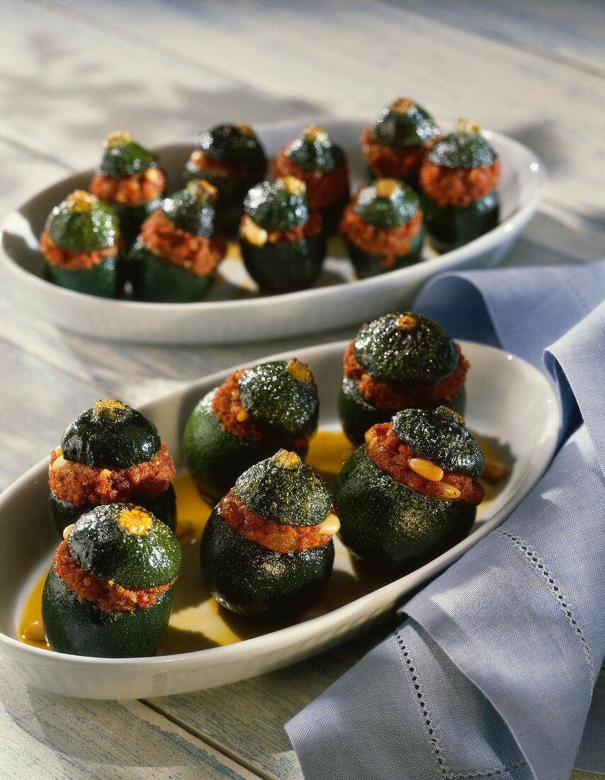 Small stuffed round zucchinis