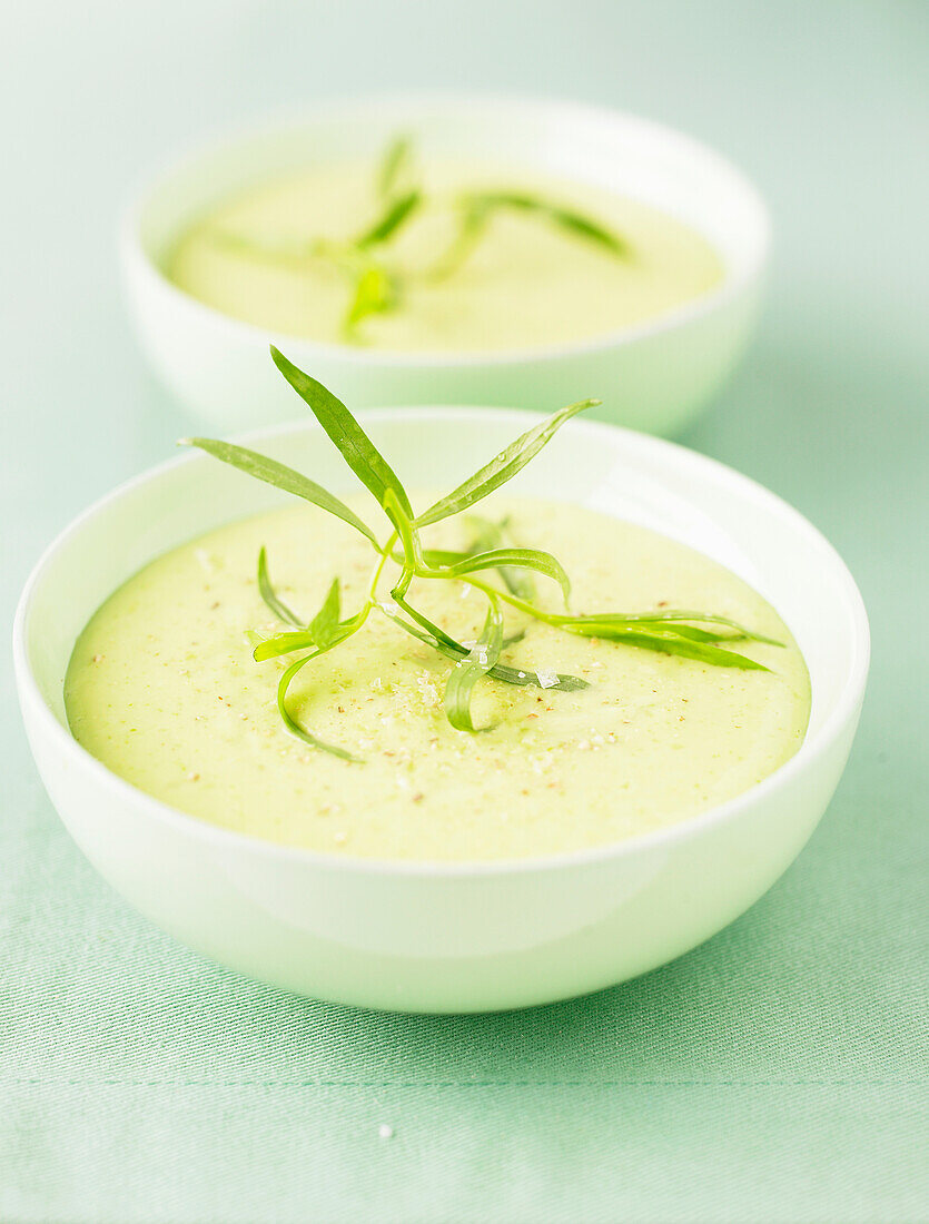 Cream of white asparagus with tarragon