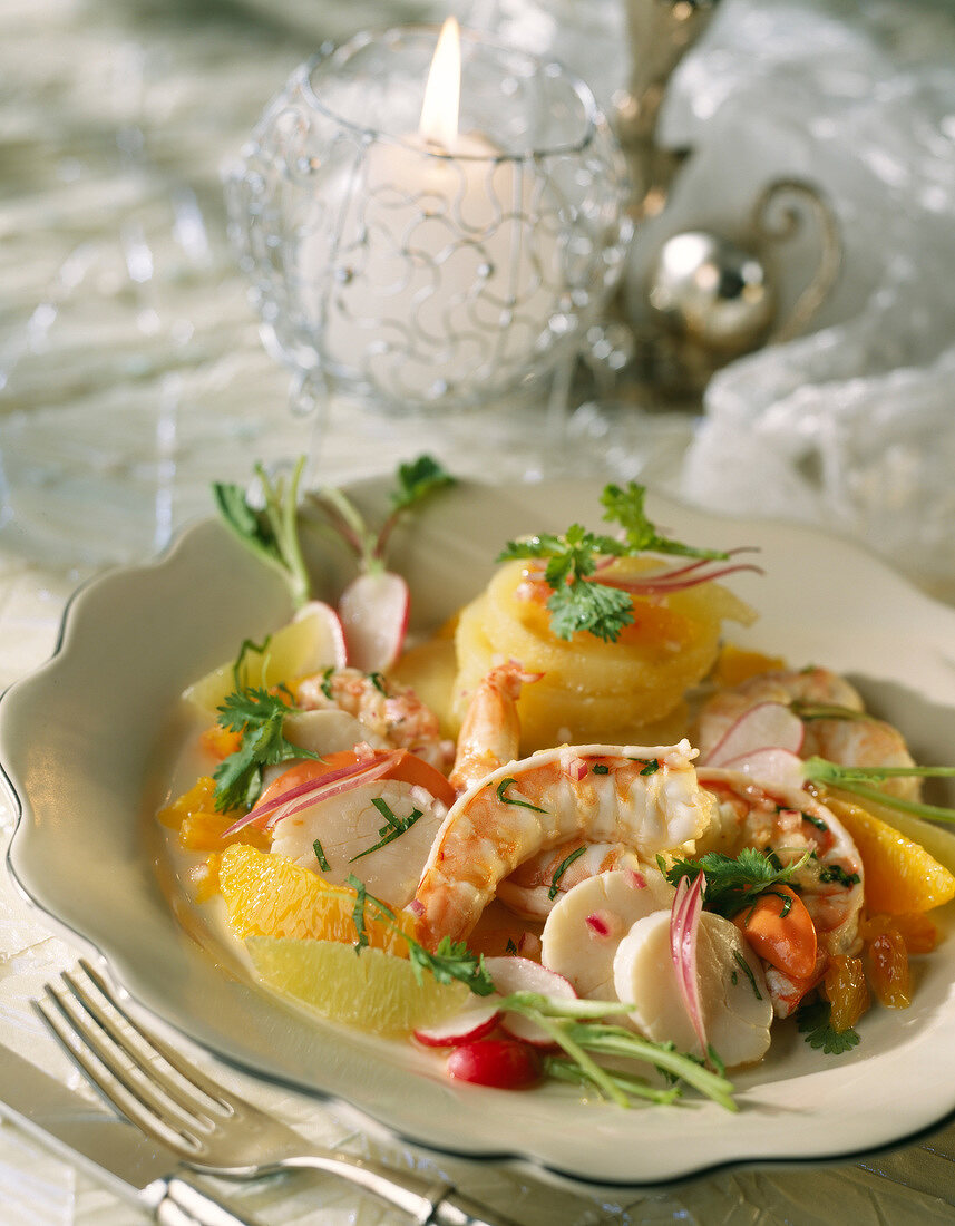 Langoustines and scallops with citrus fruit
