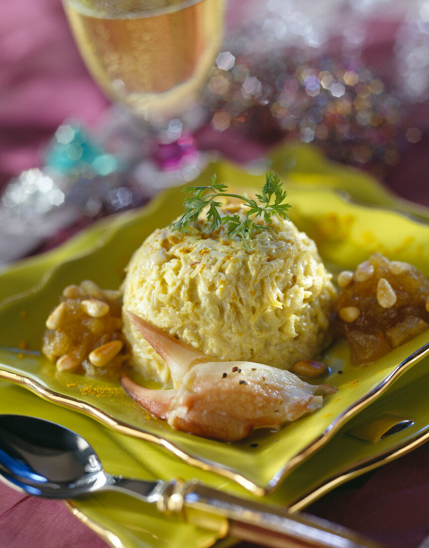 Krabbenfleischkuppel mit Apfelchutney