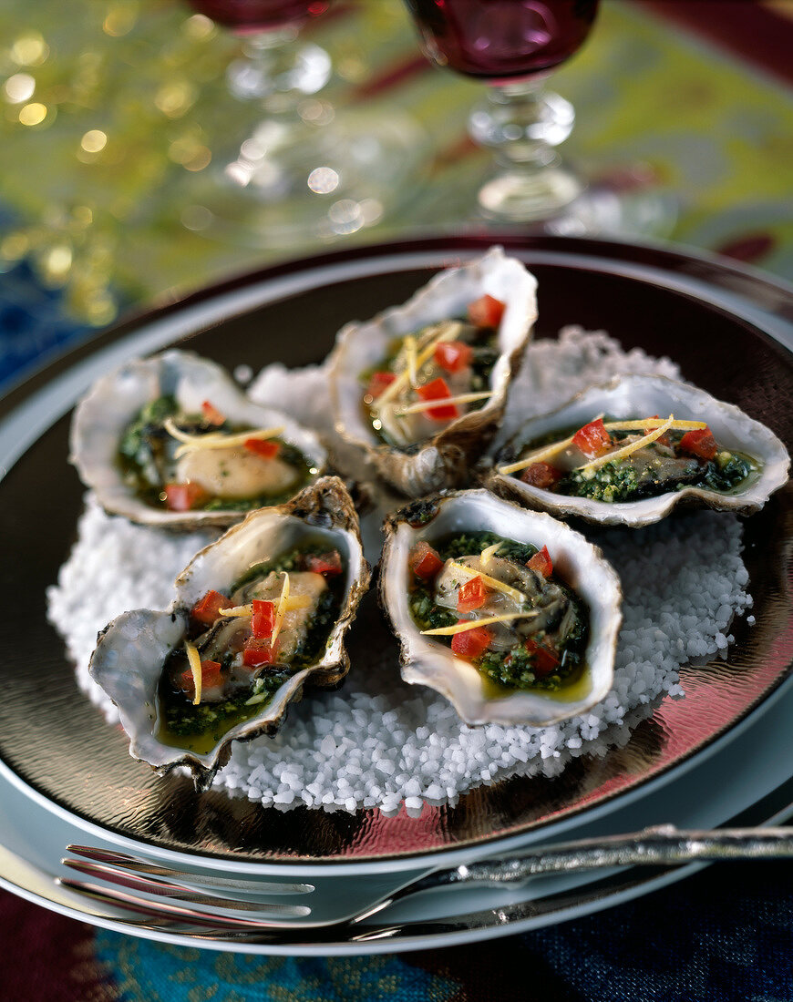 Oysters with pesto