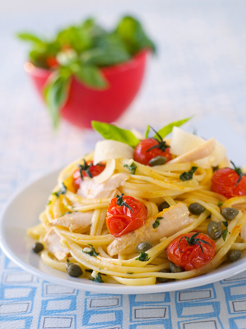 Linguini mit Thunfisch