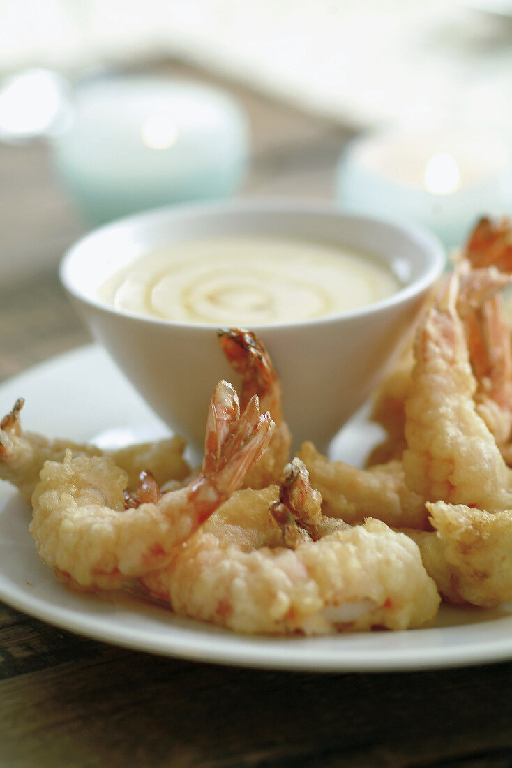Shrimps with yoghurt and honey sauce