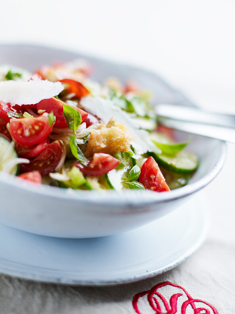 Vegetable and cheese salad