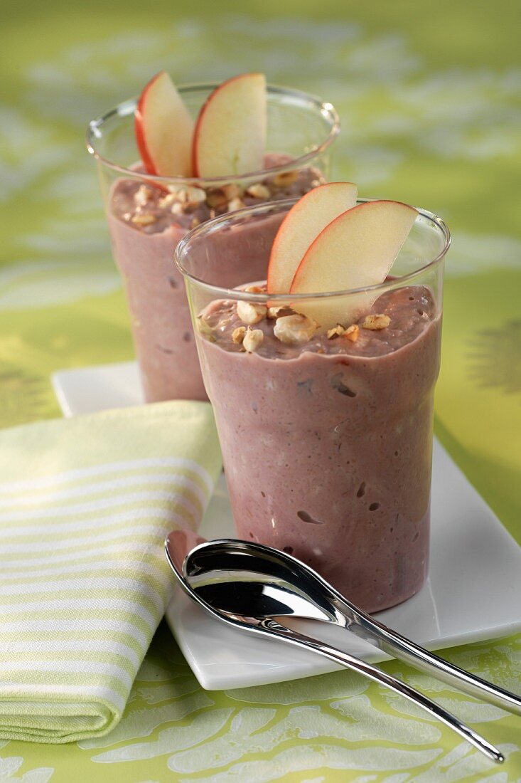 Früchte-Porridge mit Haferflocken