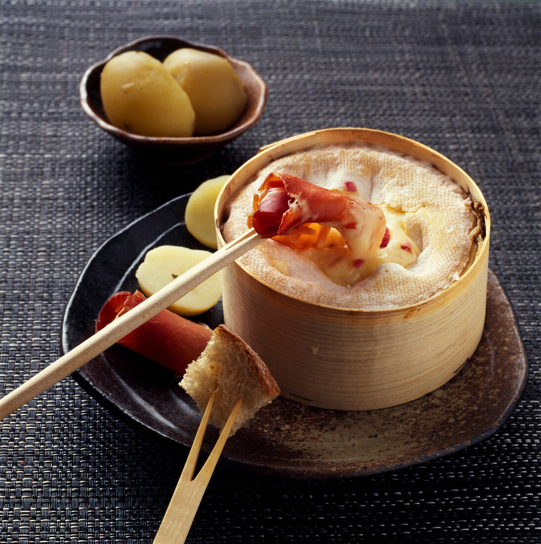 Vacherin Mont d'Or Fondue