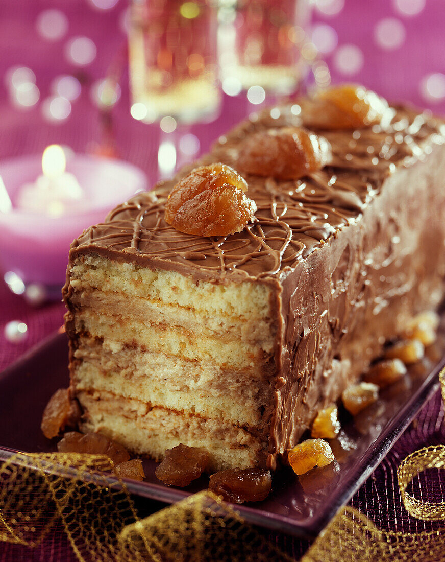 Mascarpone and chestnut cream log cake
