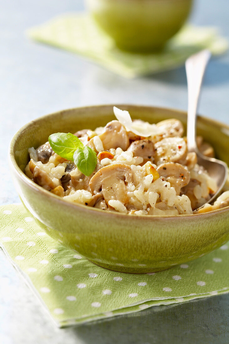 Button mushroom risotto