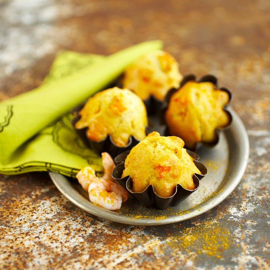 Herzhafte Madeleines mit Garnelen und Curry