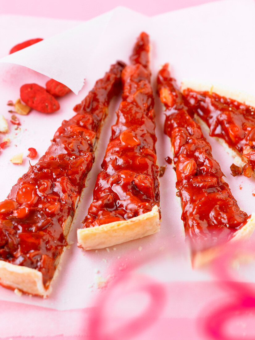 Pink praline tart