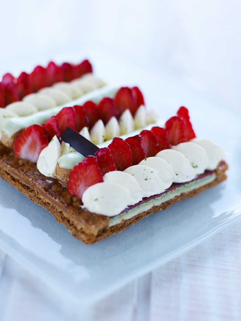 Strawberry and vanilla cream flaky pastry tart