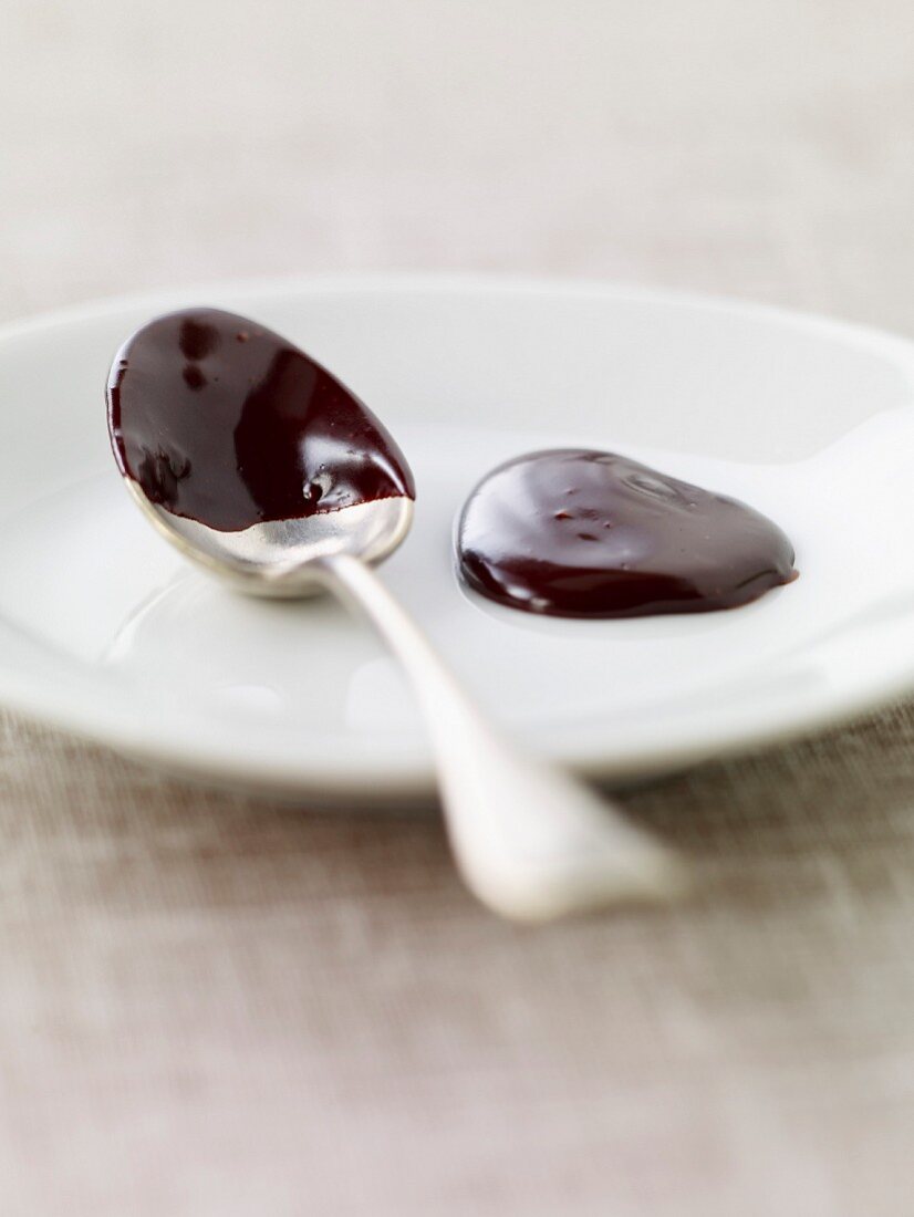 Spoonful of melted chocolate