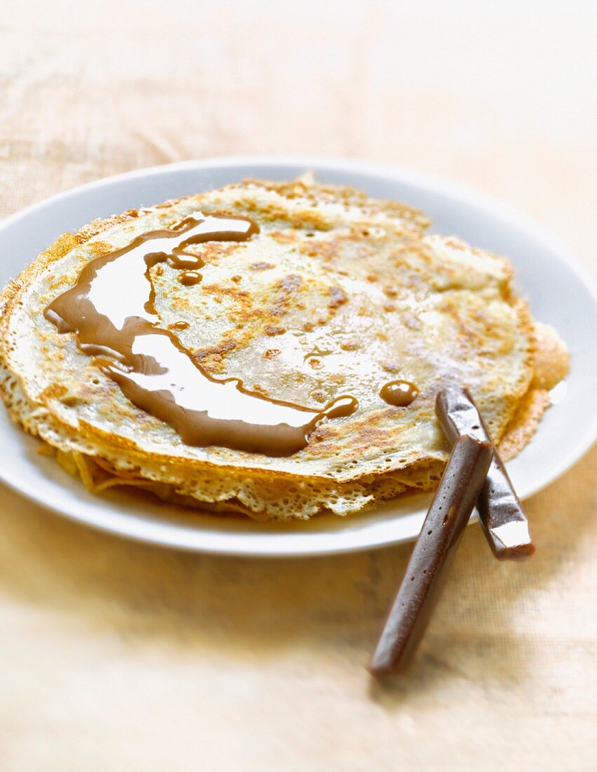 Crêpe mit Carambar-Sauce (Karamellsauce)