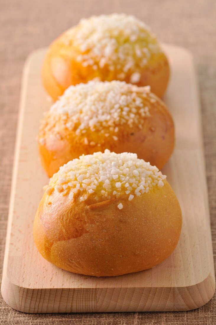 Sugar brioches