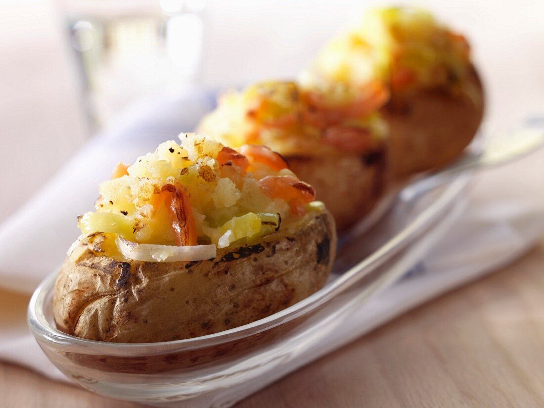 Baked potatoes with salmon