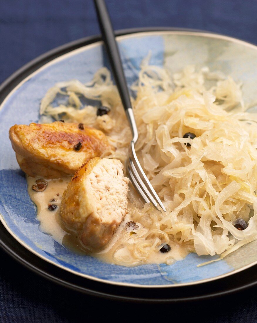 Choucroute de pintade (Perlhuhn mit Sauerkraut)