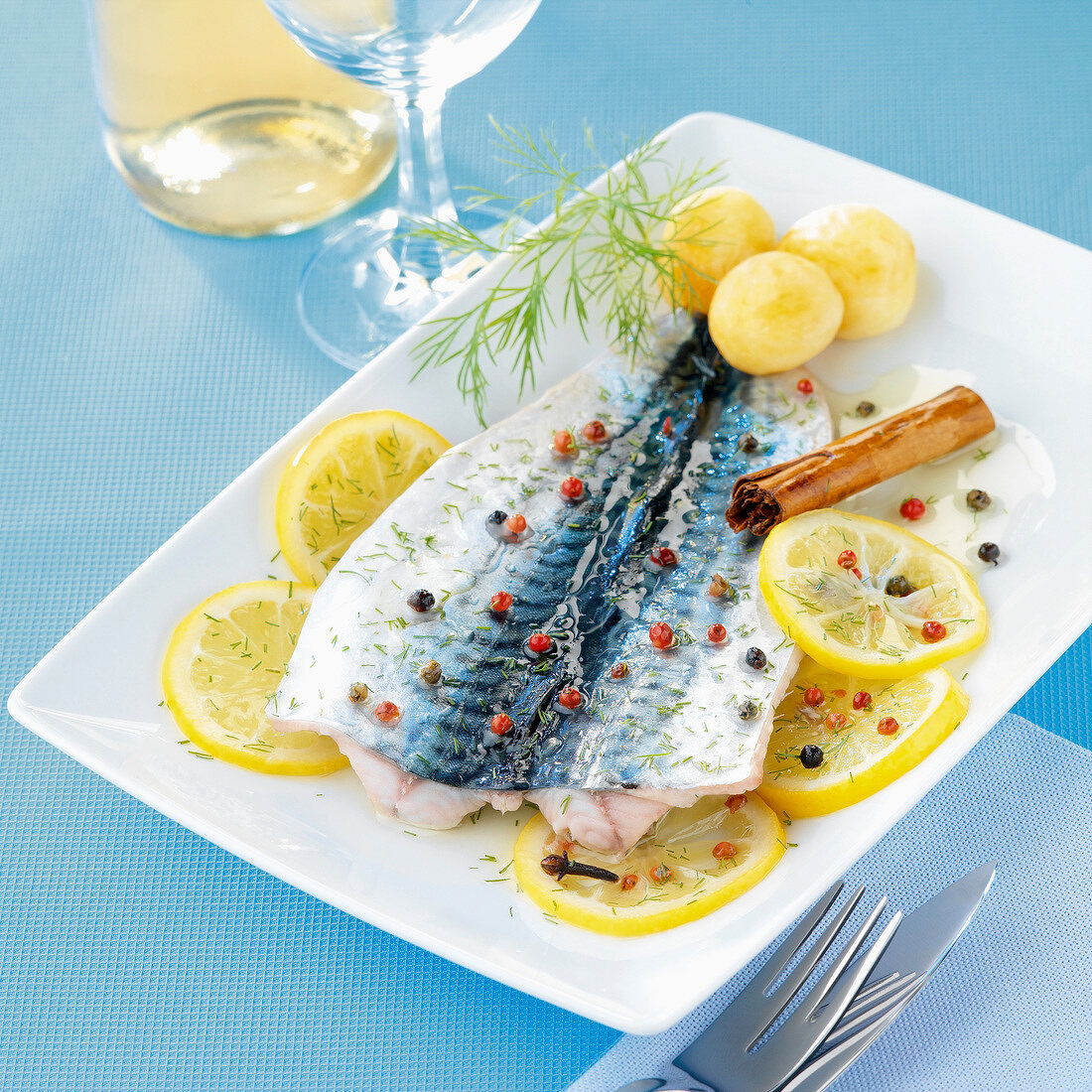 Mackerel marinated with lemon and spices