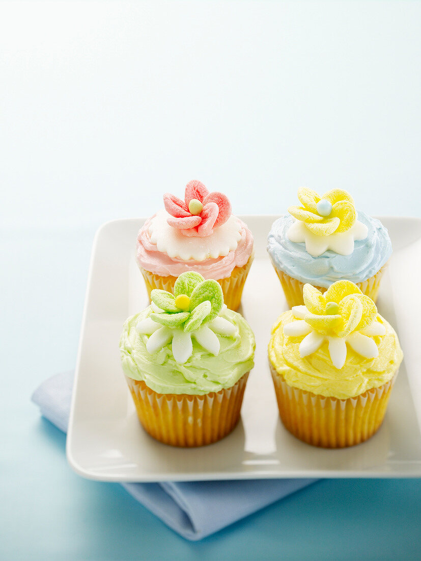 Pastellfarbige Cupcakes