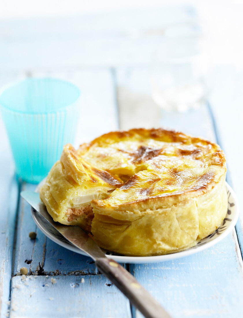 Herzhafte Pastete mit Lachs und Chicorée