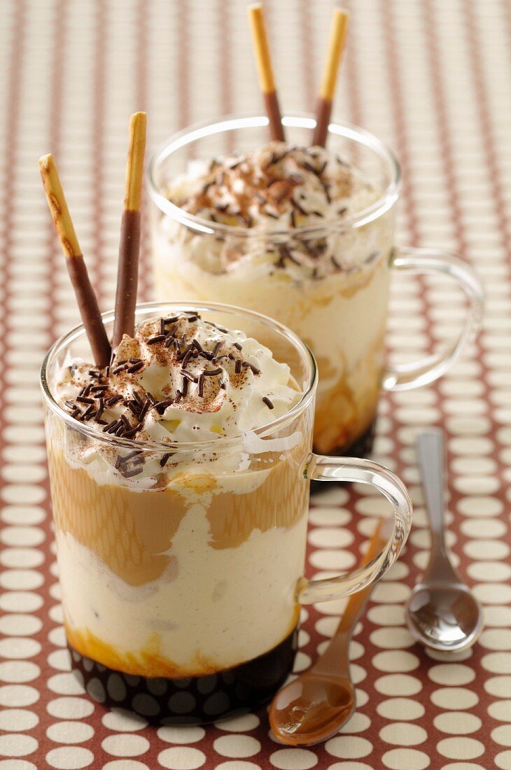 Coffee ice cream sundae