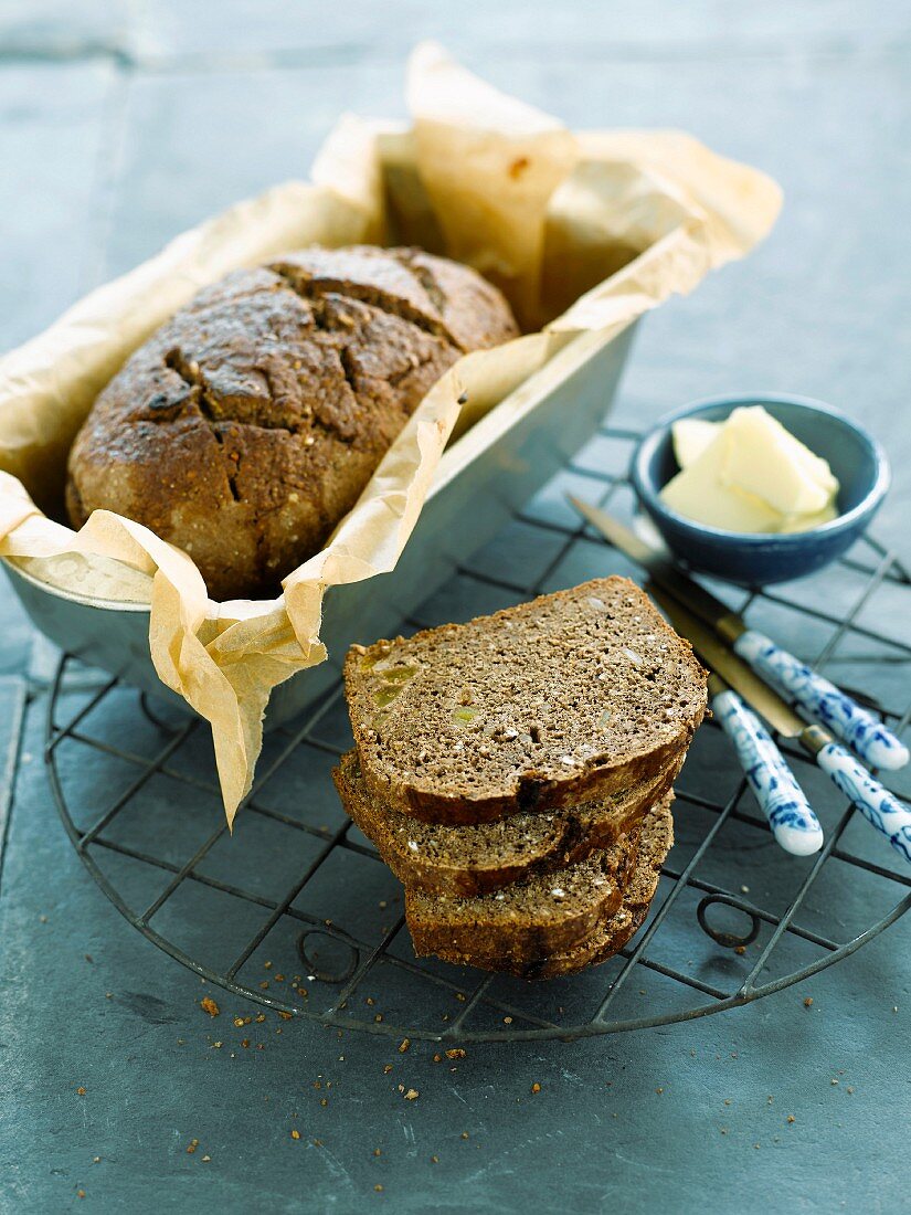 Wholemeal beer bread