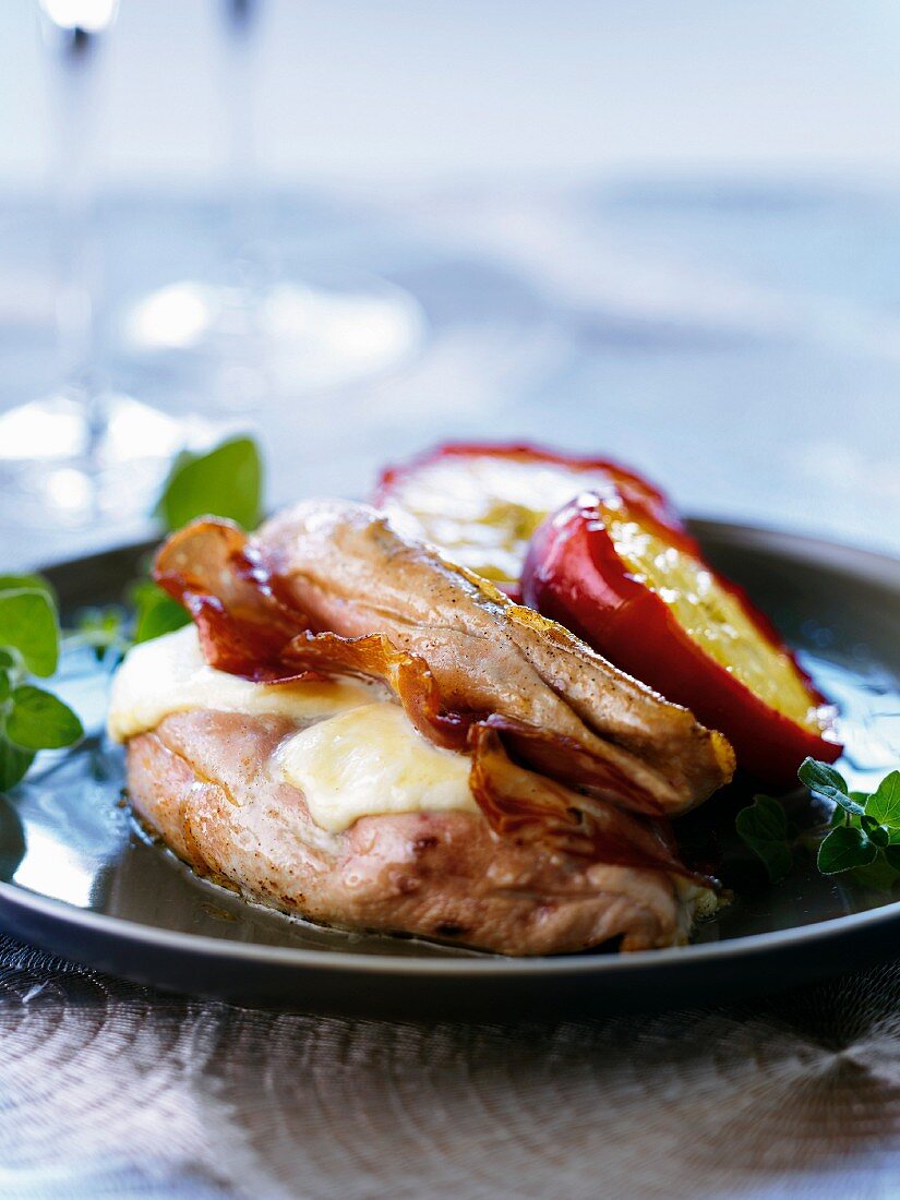 Pheasant with mozzarella and caramelized apples