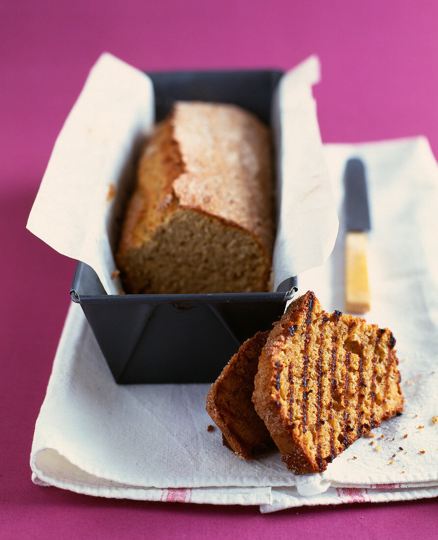 Walnut cake