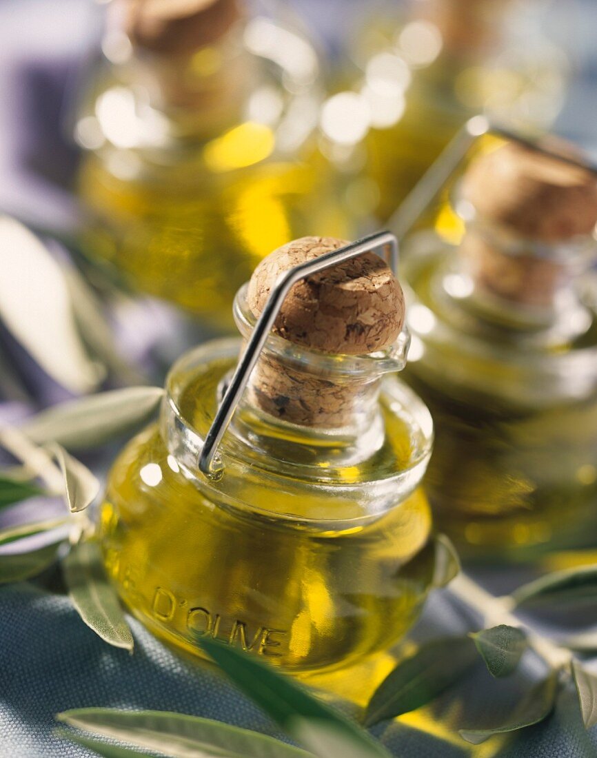 Olivenöl in kleinen Flaschen