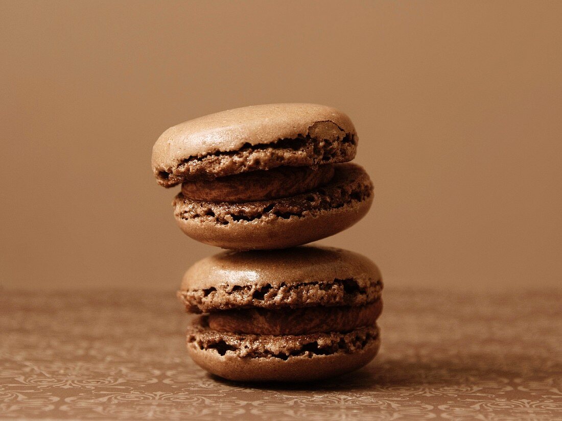 Two stacked macaroons
